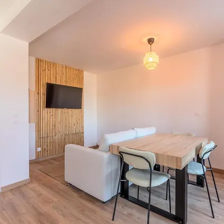 Apartament Le Du Louvre *